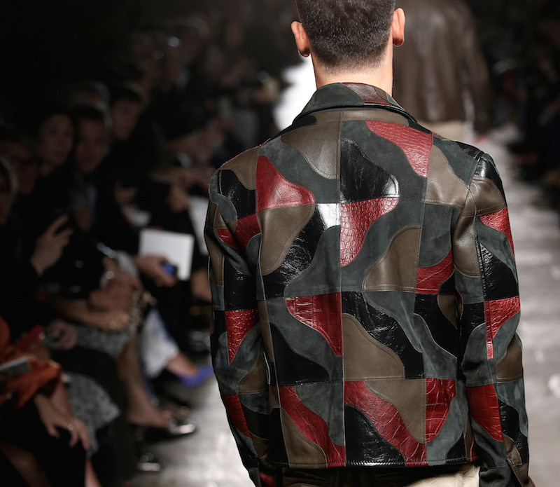 Bottega Veneta’s bags, shoes and leather jackets for S/S 2017 go #Camouflage Bottega Veneta’s bags, shoes and leather jackets for S/S 2017 go #Camouflage