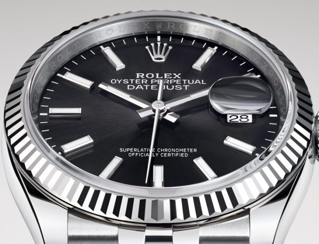 Understanding the Self-Winding Watch Notion Understanding the Self-Winding Watch Notion