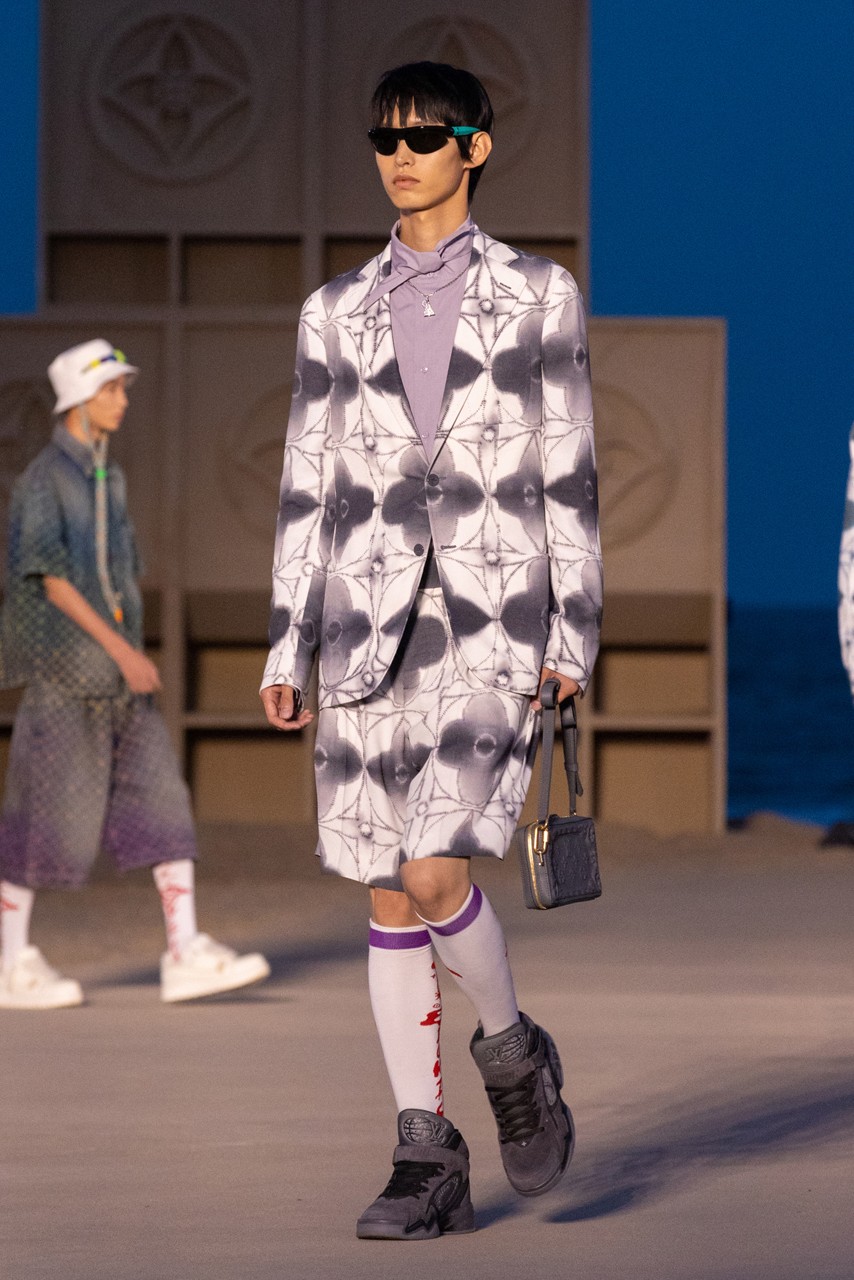 Louis Vuitton Men's SS23 Aranya, China Spin-Off Show